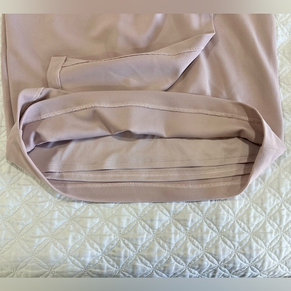 Express dress - Picture 5 of 7